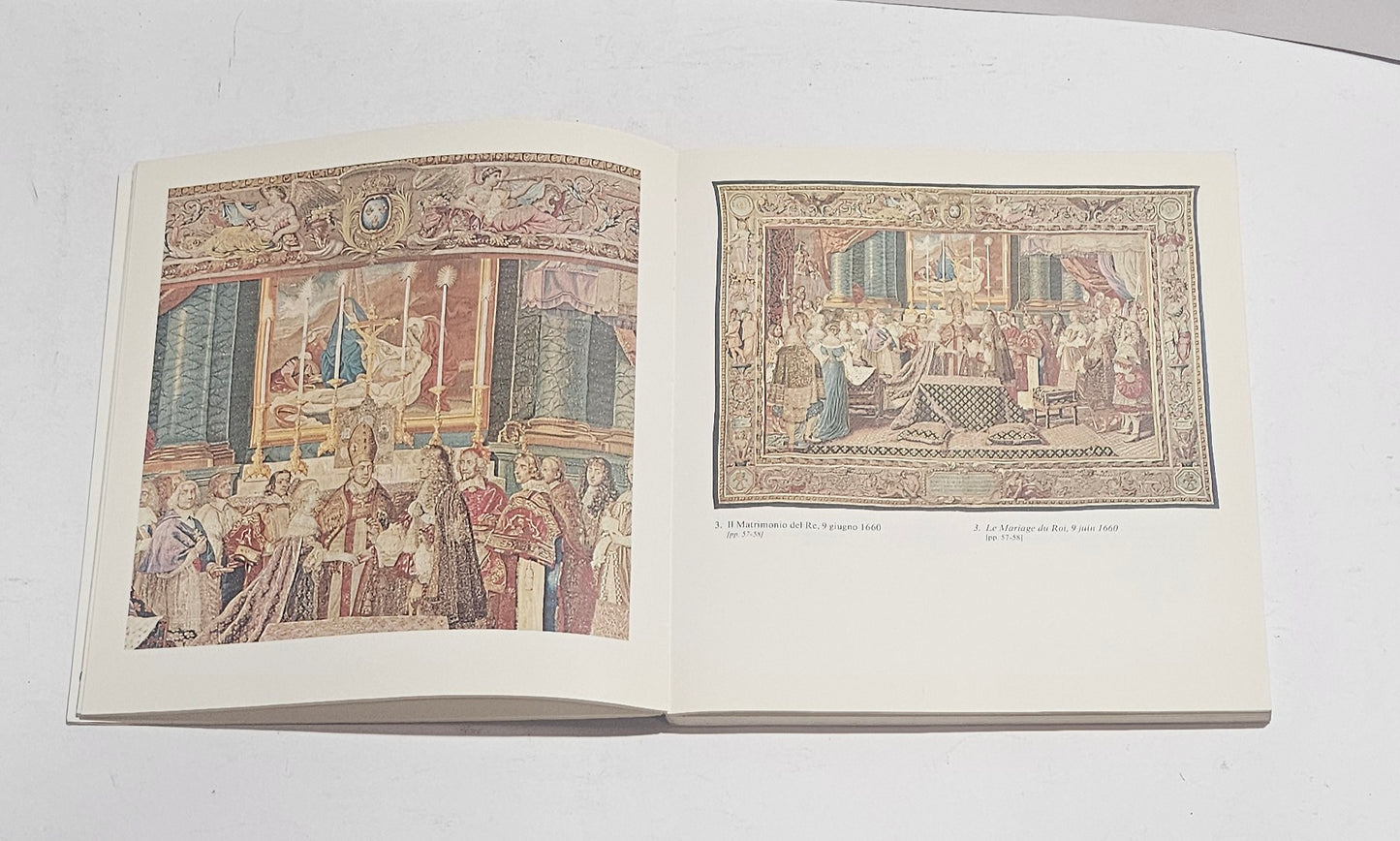 Riproduzioni di arazzi storici legati a Luigi XIV nel libro