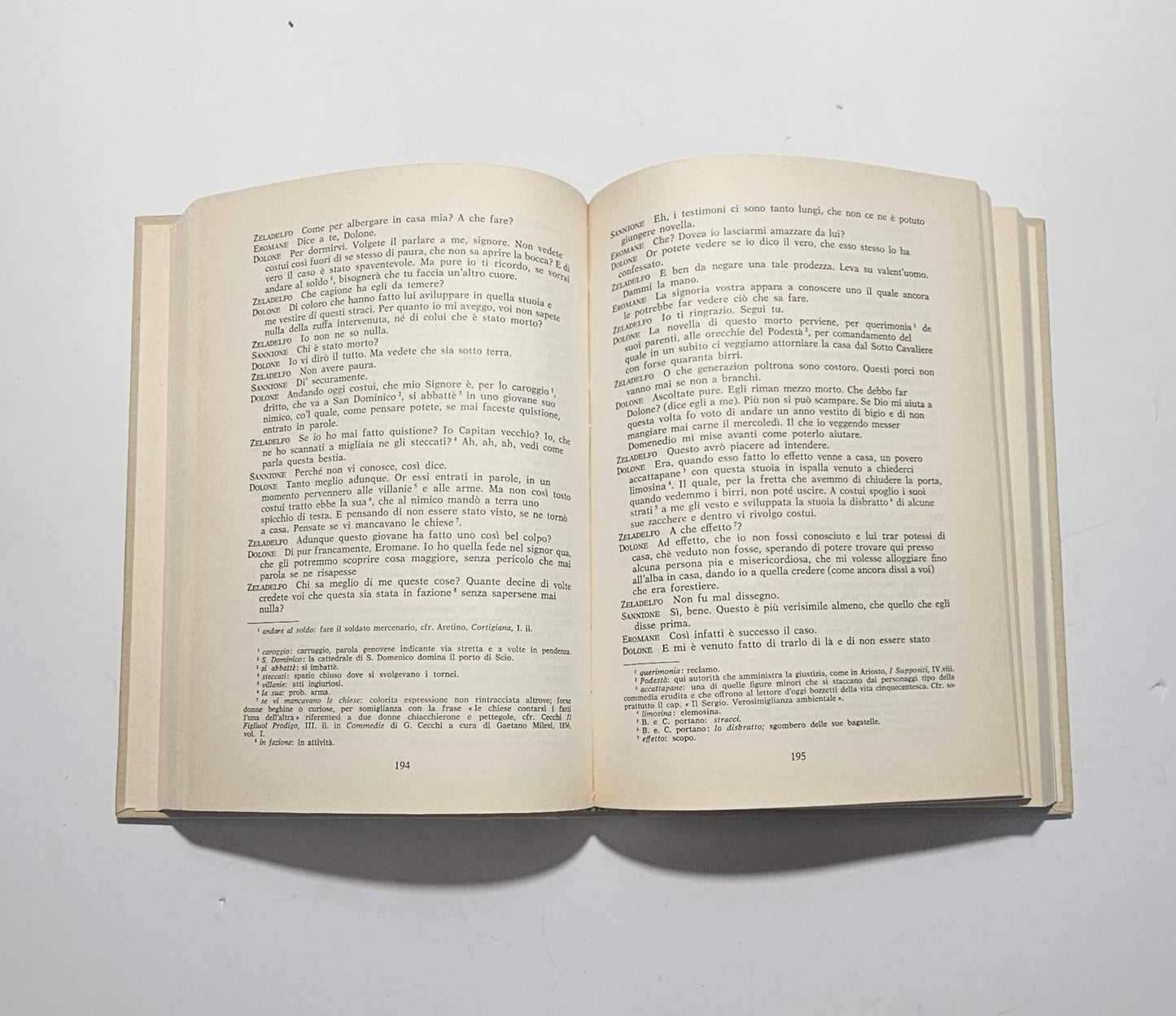 Pagine interne testo teatro rinascimentale testo