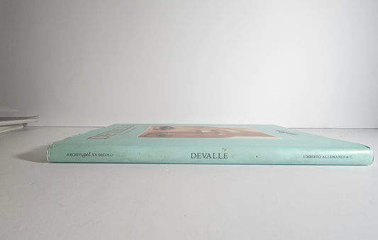 Libro Devalle fotomontaggi arte contemporanea Umberto Allemandi