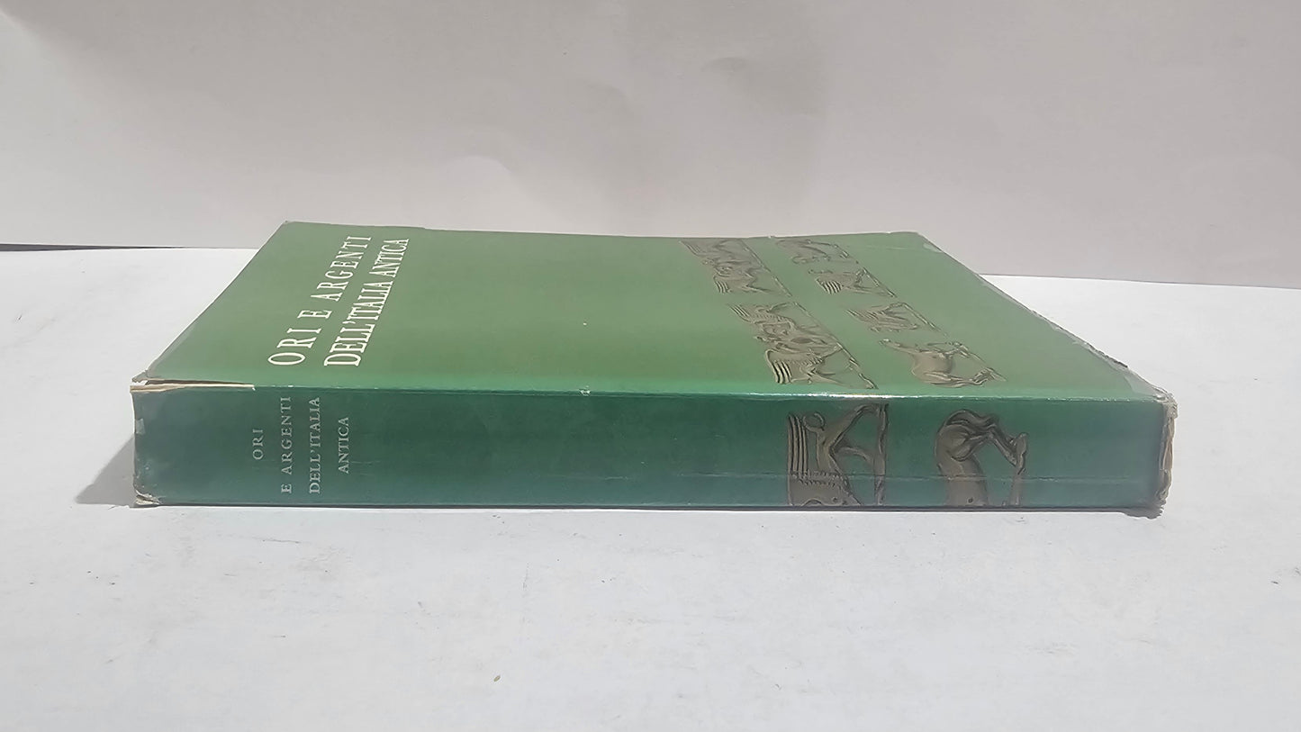 Dorso libro Ori e Argenti dell Italia Antica catalogo mostra