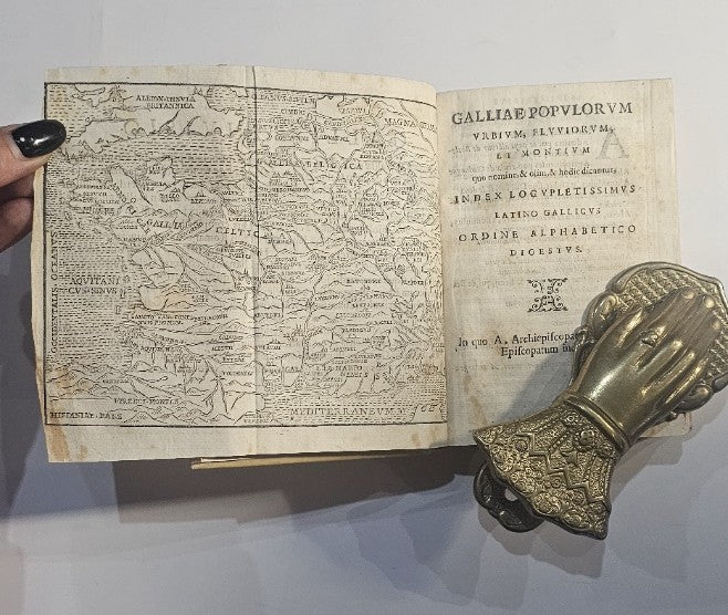 C. Iulii Caesaris Commentarii ab Aldo Manutio