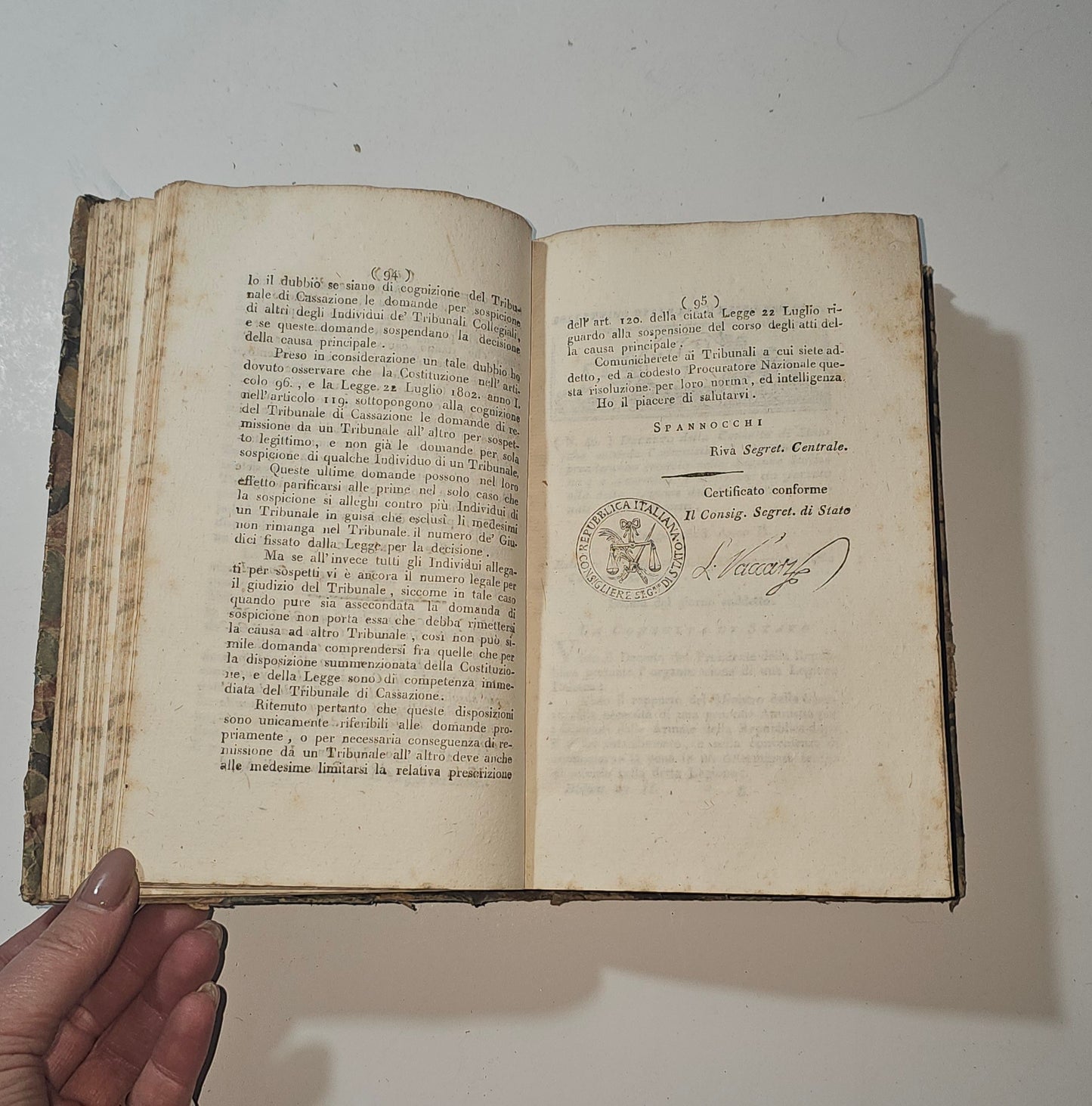 Timbro ufficiale e firma antica nel Bollettino delle Leggi della Repubblica Italiana io libro carmine