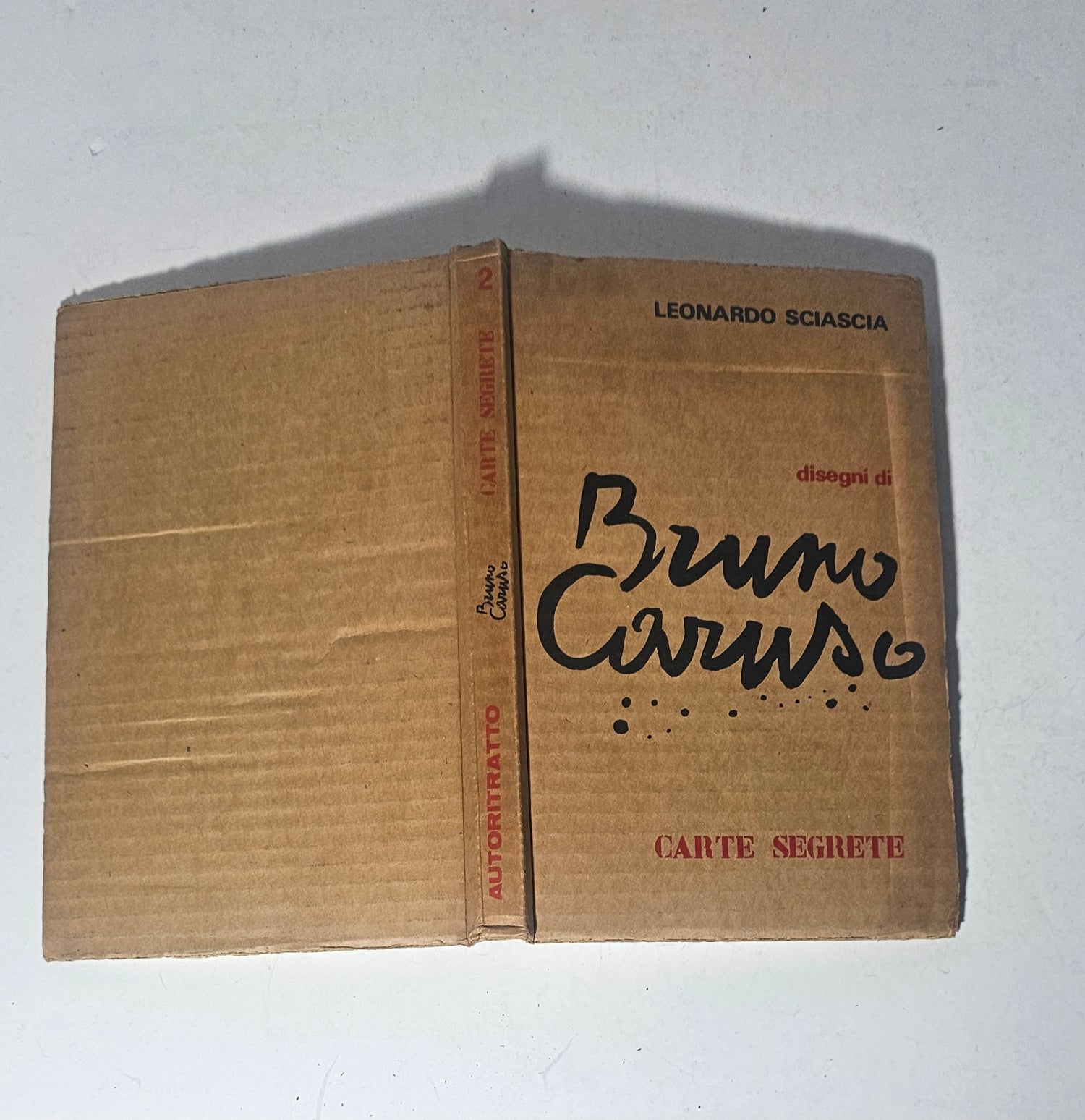 Copertina libro Leonardo Sciascia Bruno Caruso Carte Segrete
