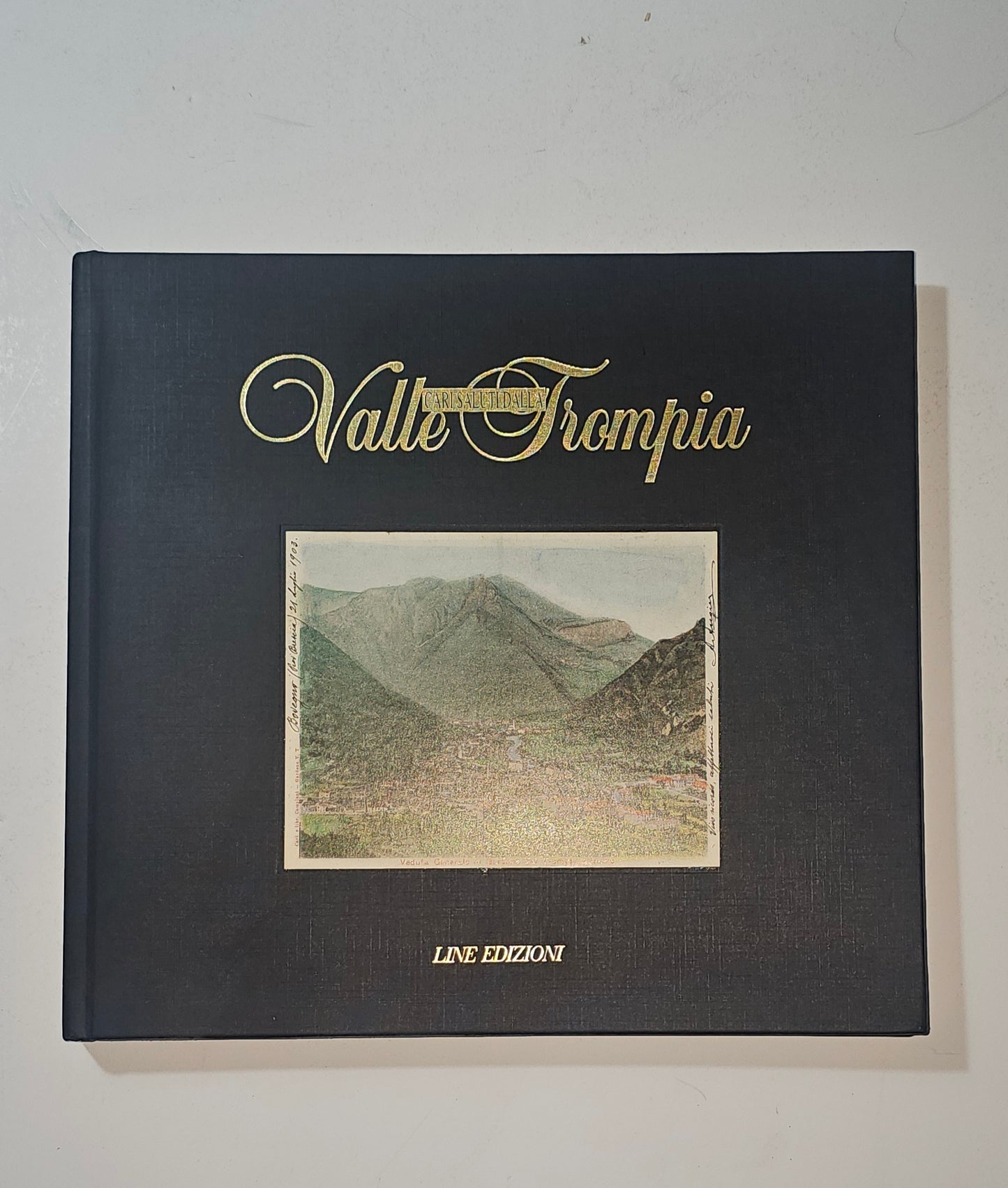 iolibrocarmine libro Valle Trompia Line Edizioni copertina rigida con impressioni dorate