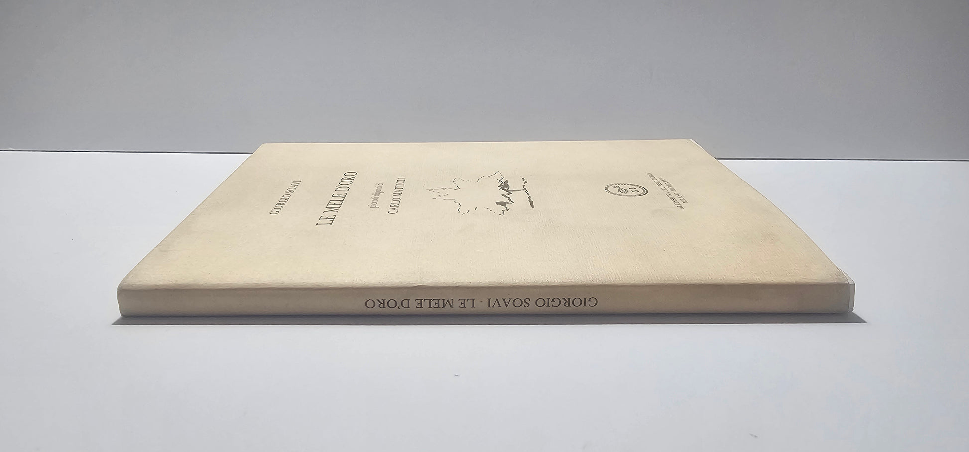 Dorso libro Giorgio Soavi Le mele d oro Carlo Mattioli io libro carmine