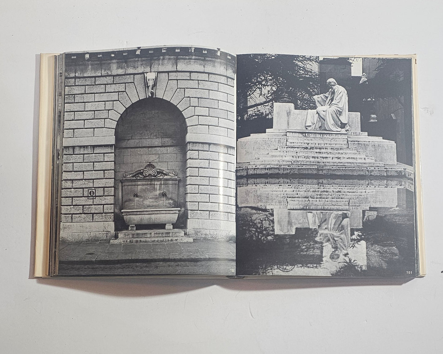 interno libro fotografie fontane brescia bianco e nero libro raro 