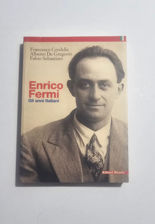 fronte copertina libro enrico fermi biografia scienza