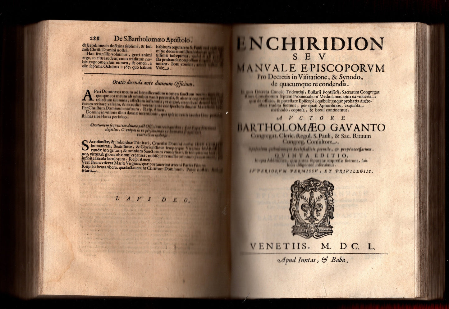 Thesaurus Sacrorum Rituum Sev Commentaria In Rubricas Missalis Et Breviarii Romani 1651 + Enchiridion Sev Manuale Episcorum *