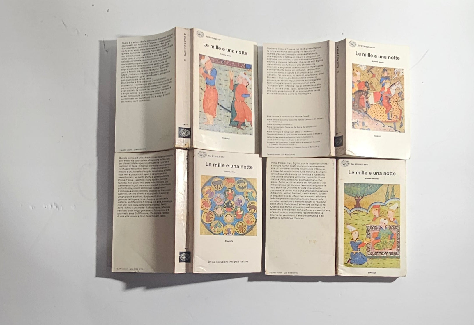 iolibrocarmine libri einaudi vintage copertine aperte 
