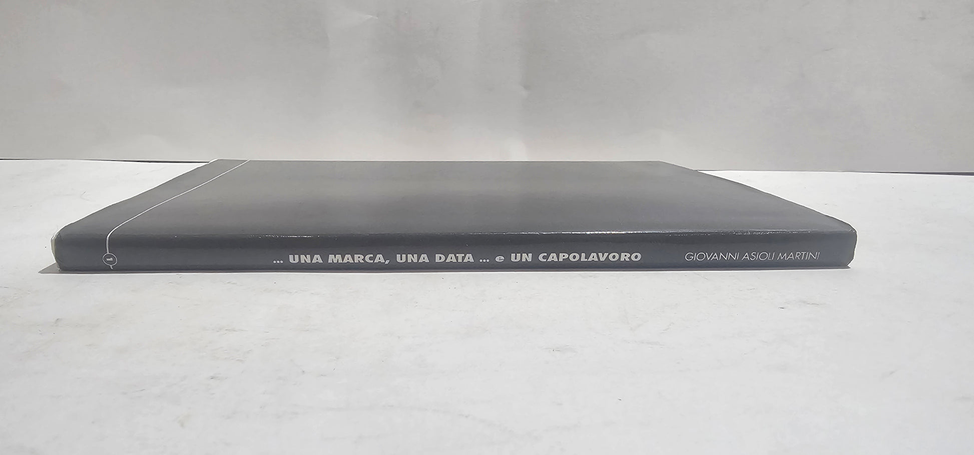 Dorso libro Asioli Martini marchi ceramica italiana
