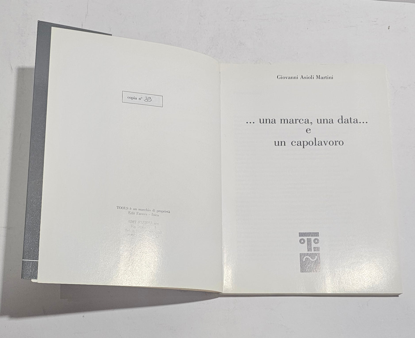 Frontespizio libro marchi ceramica italiana Asioli Martini