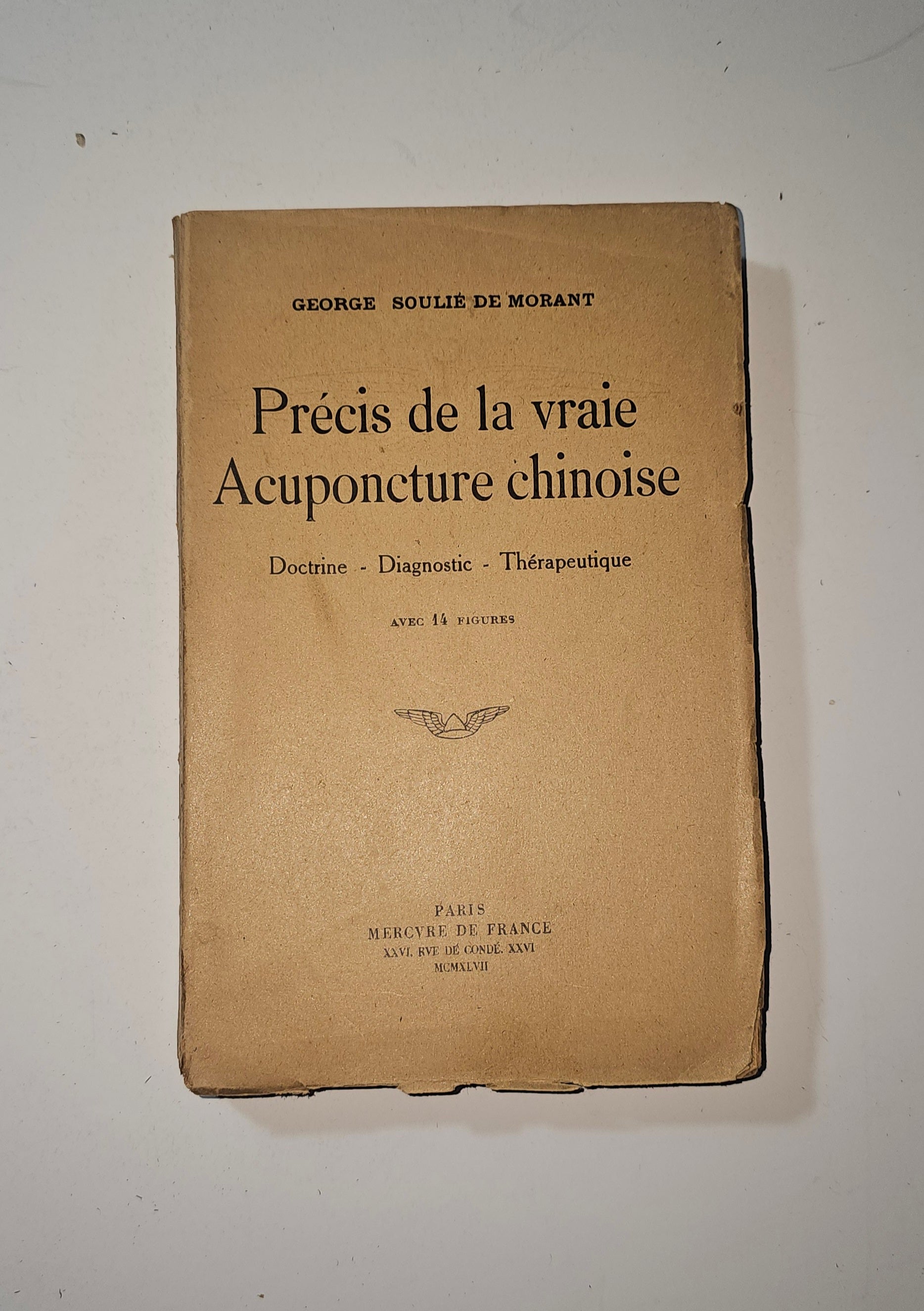 Copertina brossura editoriale originale del volume di George Soulié de Morant del 1937 io libro carmine