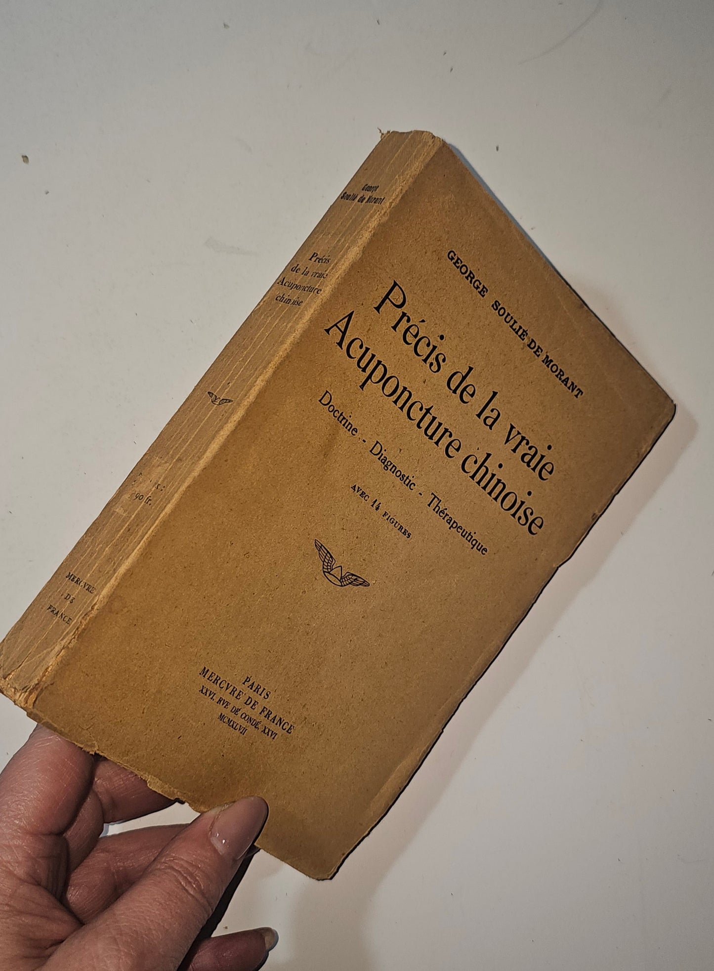 Copertina originale del libro Précis de la vraie Acuponcture chinoise io libro carmine