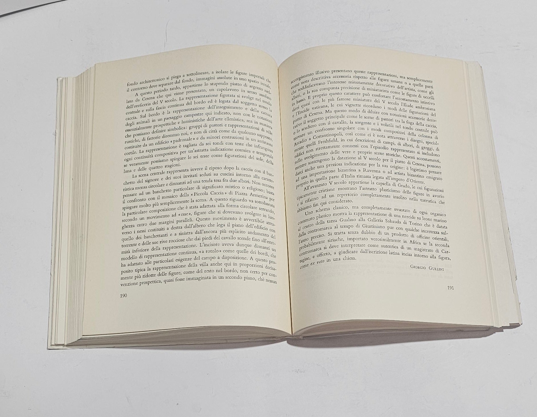 Pagine interne catalogo archeologico ori e argenti antichi