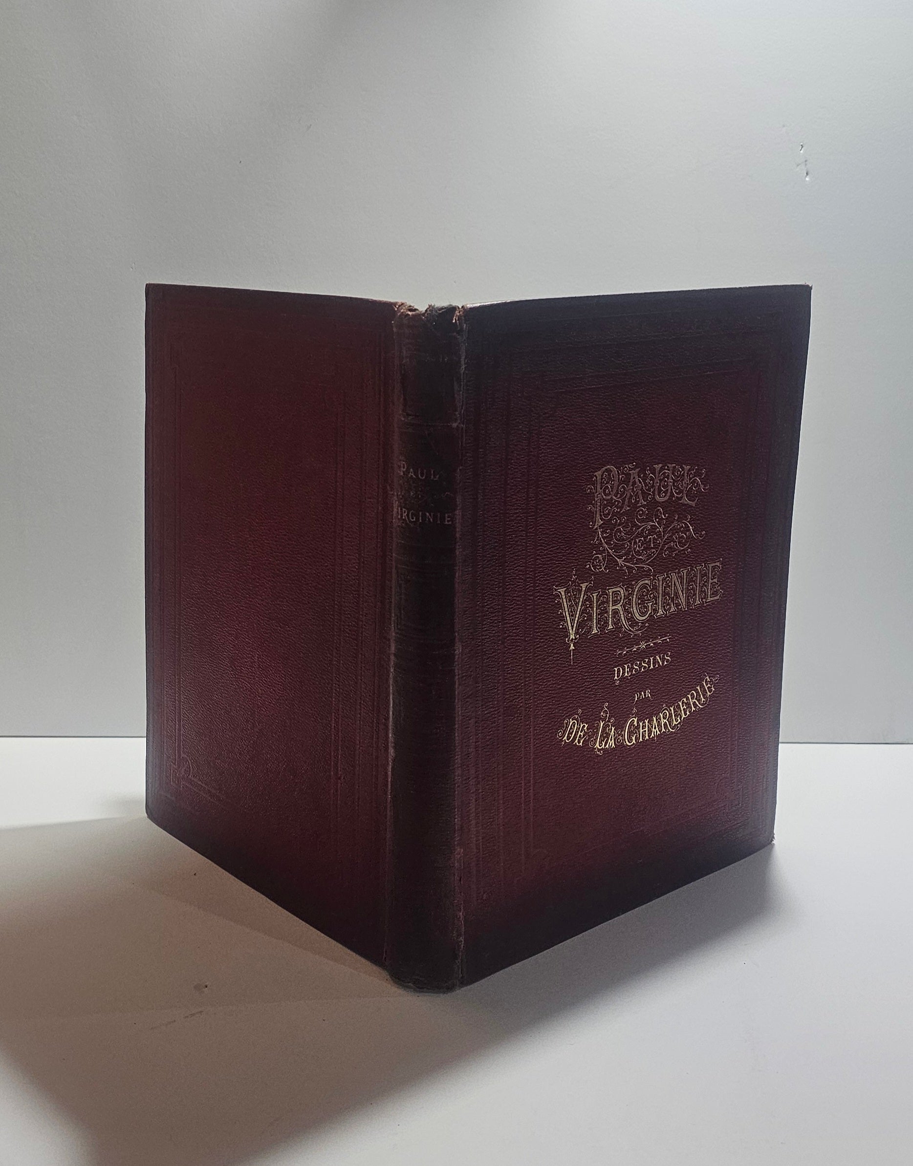 Libro antico Paul et Virginie copertina rossa dorata Lemerre