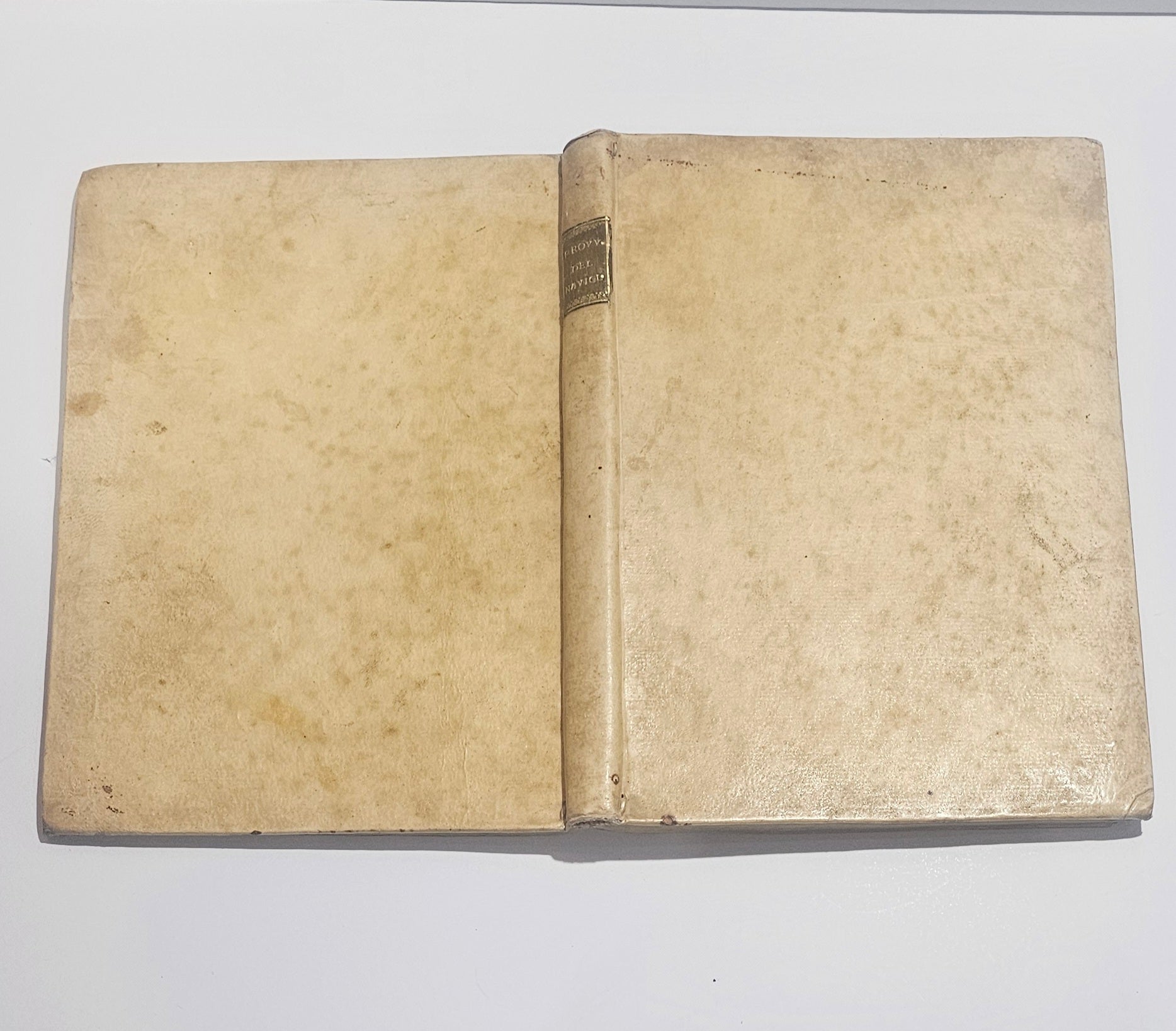 Libro antico Naviglio Brescia 1777 legatura pergamena aperta