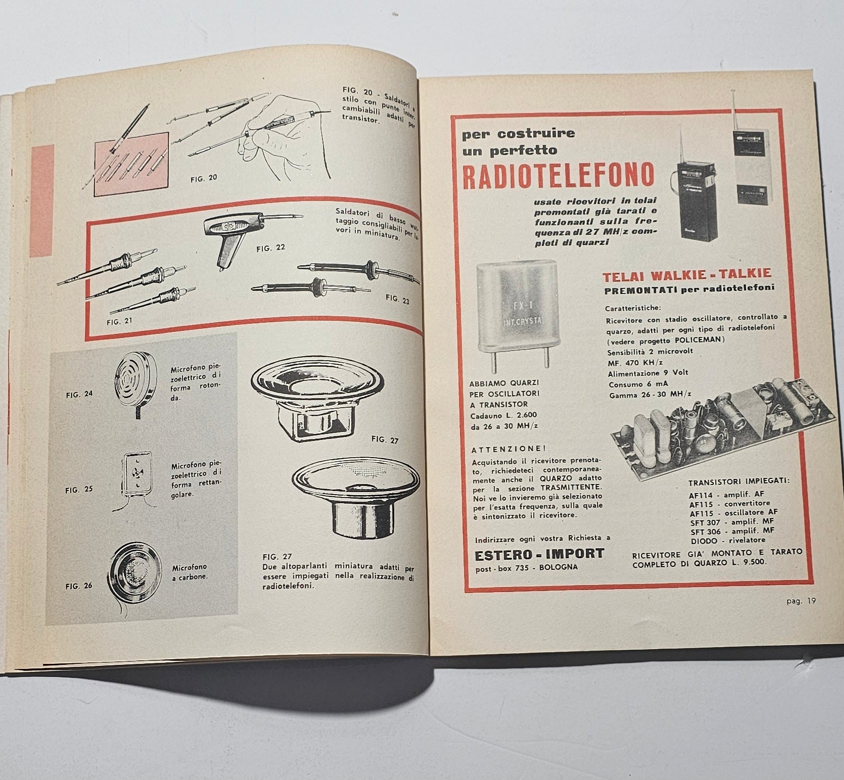 Pagina illustrata con quarzi walkie talkie e componenti radio vintage io libro carmine