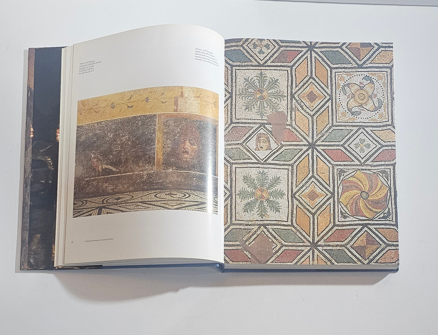 san salvatore santa giulia brescia affreschi interno libro arte sacra